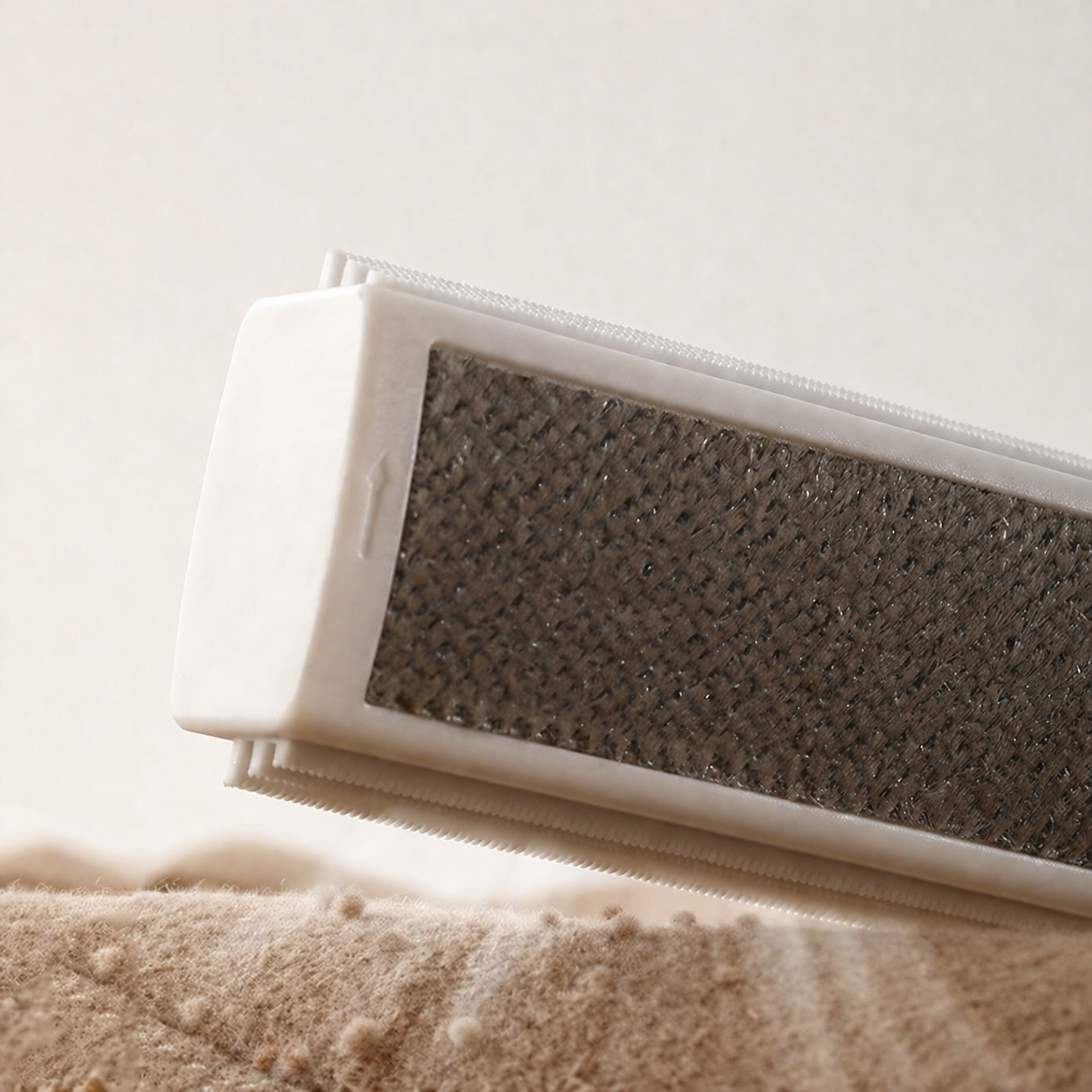 Fabric Lint Remover Brush